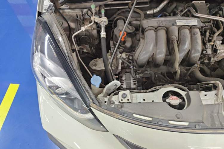 Used Honda Fit 2021 1.5L CVT Chao Yue Max Edition Engine Bay Right