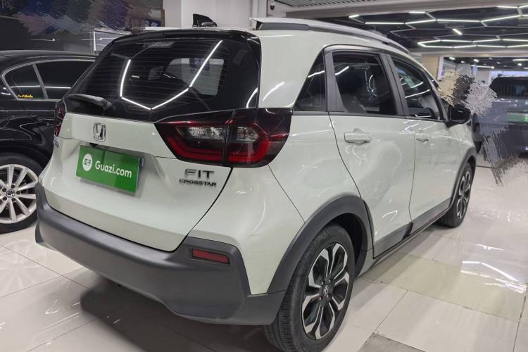 Used Honda Fit 2021 1.5L CVT Trendy Version Exterior 4