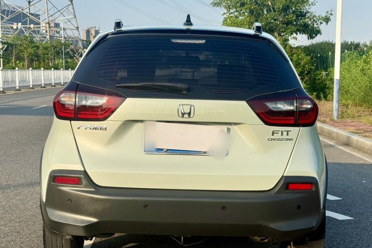Used Honda Fit 2021 1.5L CVT Trendy Version Exterior 8