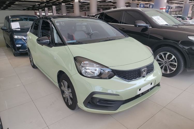 Used Honda Fit 2021 1.5L CVT Trendy Sports Edition Front Right 45 Deg