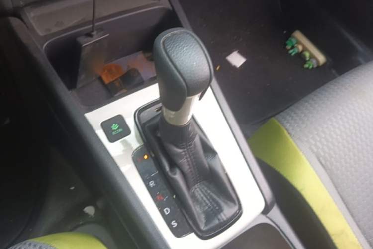 Used Honda Fit 2021 1.5L CVT Trendy Version Gear Lever