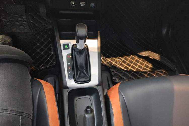 Used Honda Fit 2021 1.5L CVT Chao Yue Max Edition Gear Lever