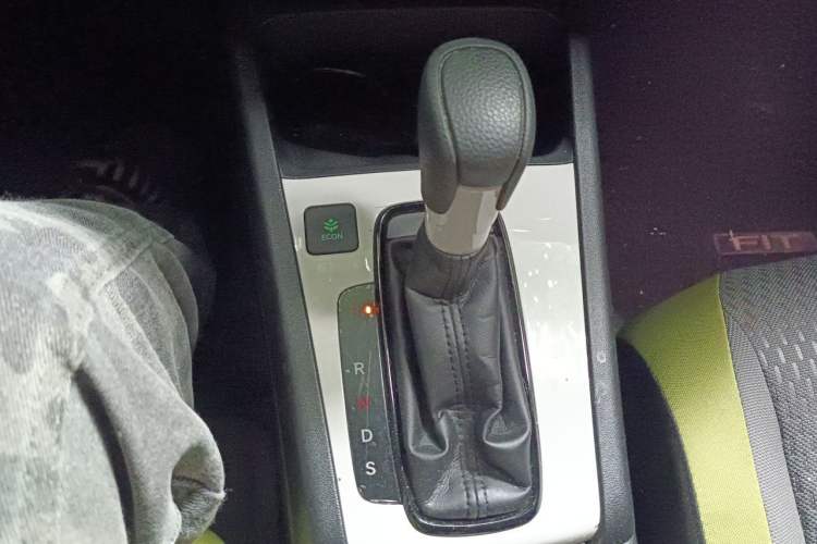 Used Honda Fit 2021 1.5L CVT Trendy Version Gear Lever