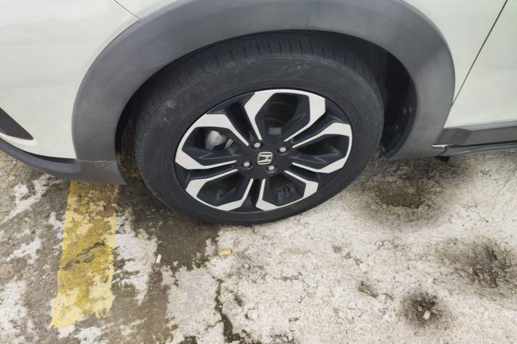 Used Honda Fit 2021 1.5L CVT Trendy Version Left Front Wheel Hub