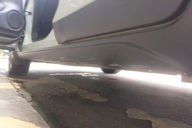 Used Honda Fit 2021 1.5L CVT Trendy Version Left Side Sill
