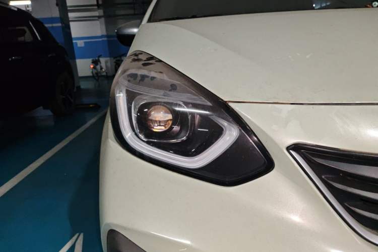 Used Honda Fit 2021 1.5L CVT Chao Yue Max Edition Right Front Headlight