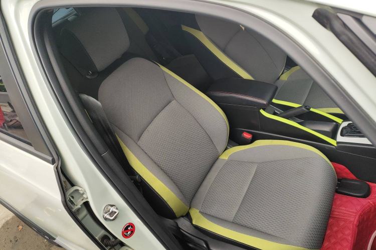 Used Honda Fit 2021 1.5L CVT Trendy Version Right Front Seat