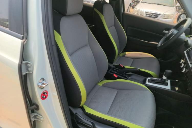 Used Honda Fit 2021 1.5L CVT Trendy Version Right Front Seat