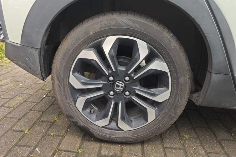Used Honda Fit 2021 1.5L CVT Trendy Version Right Rear Wheel Hub