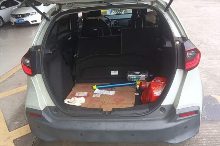 Used Honda Fit 2021 1.5L CVT Trendy Version Trunk