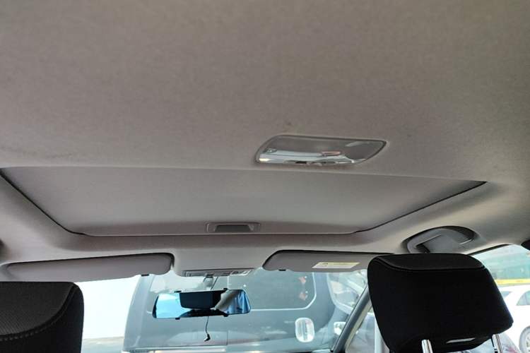 Used Honda Fit 2021 1.5L CVT Trendy Edition Headliner