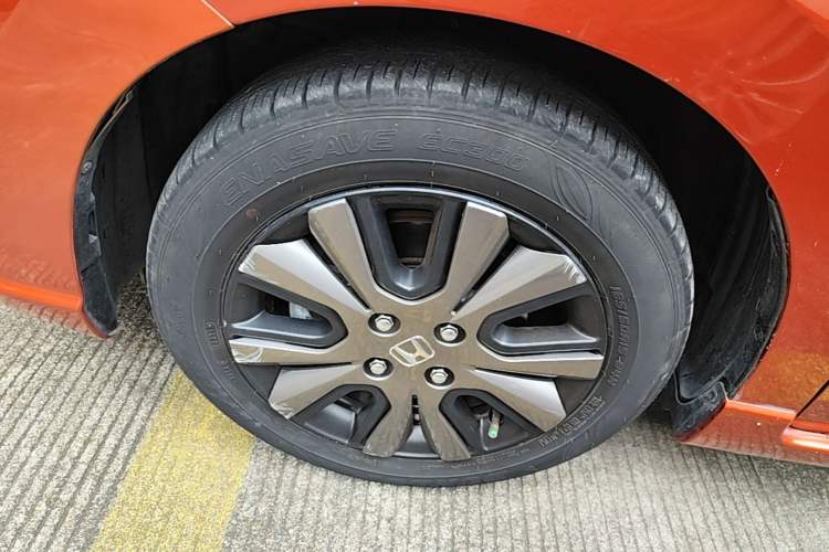 Used Honda Fit 2021 1.5L CVT Trendy Edition Left Front Wheel Hub