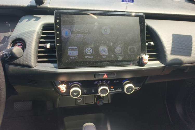 Used Honda Fit 2021 1.5L CVT Trend Edition Audio And AC Panel