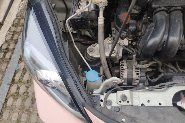 Used Honda Fit 2021 1.5L CVT Trendy Version Engine Bay Right