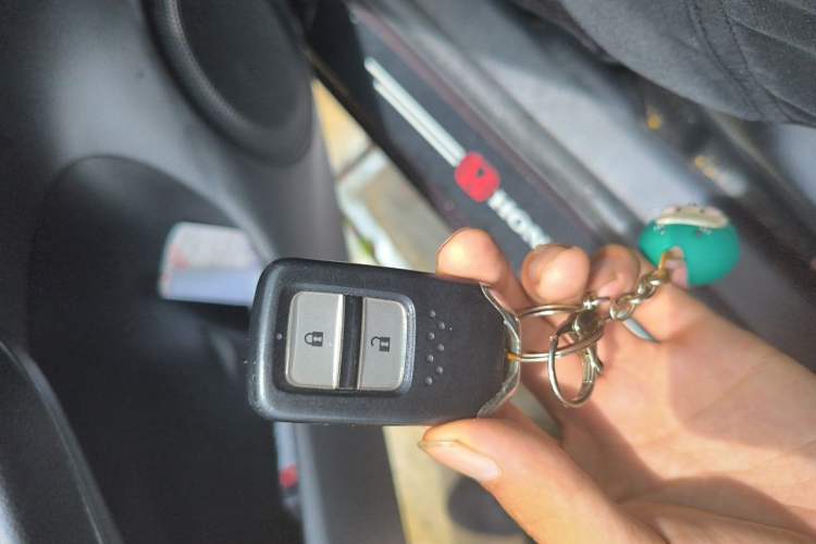 Used Honda Fit 2021 1.5L CVT Trendy Sports Edition Vehicle Key
