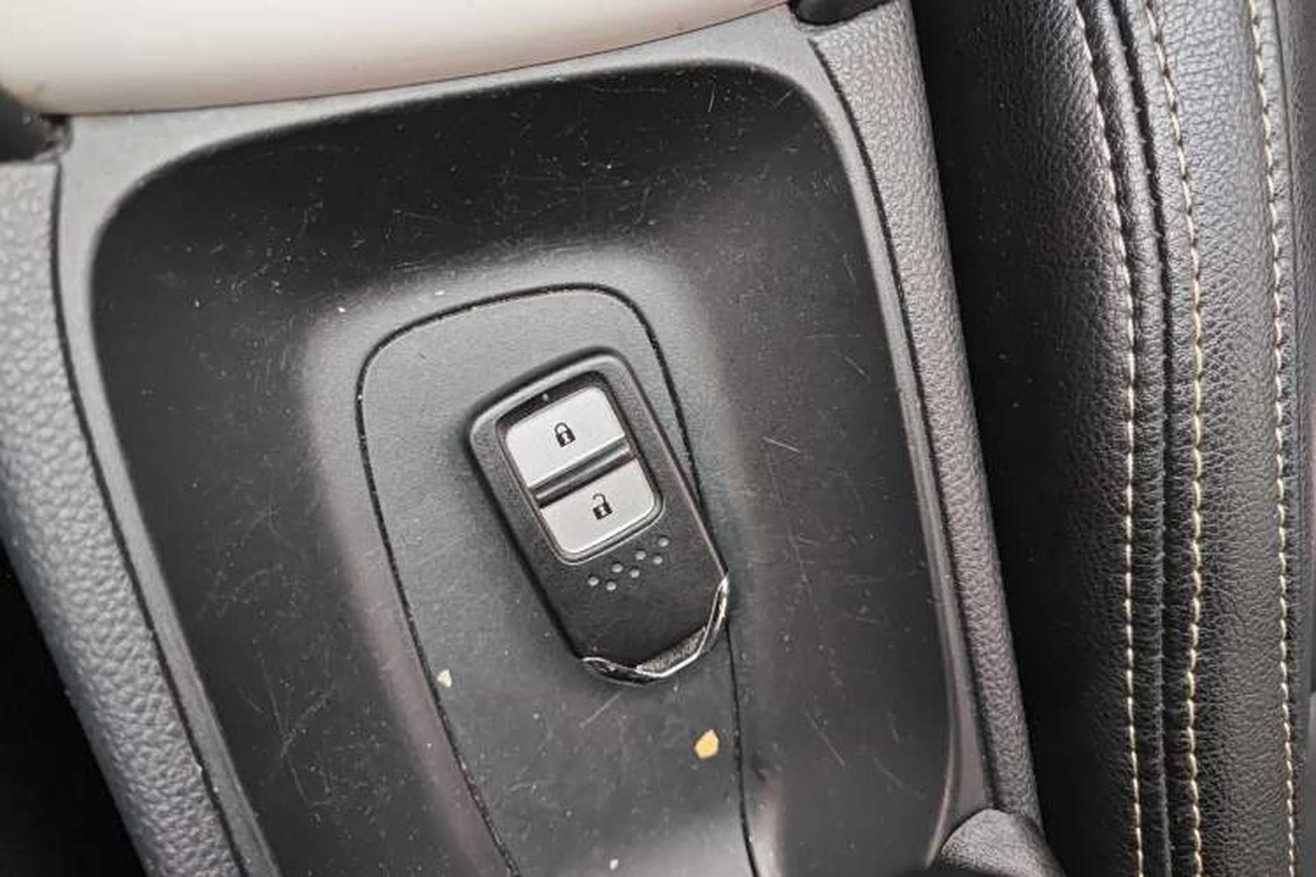 Used Honda Fit 2021 1.5L CVT Trendy Sports Edition Vehicle Key