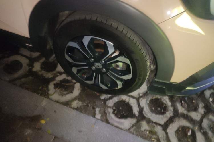Used Honda Fit 2021 1.5L CVT Trendy Version Right Front Wheel Hub