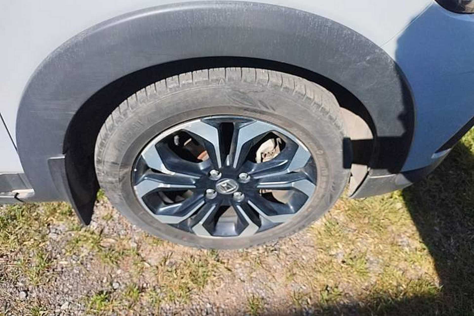Used Honda Fit 2021 1.5L CVT Trendy Version Right Front Wheel Hub