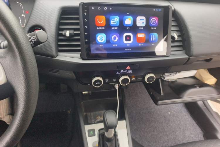 Used Honda Fit 2021 1.5L CVT Trend Edition Audio And AC Panel