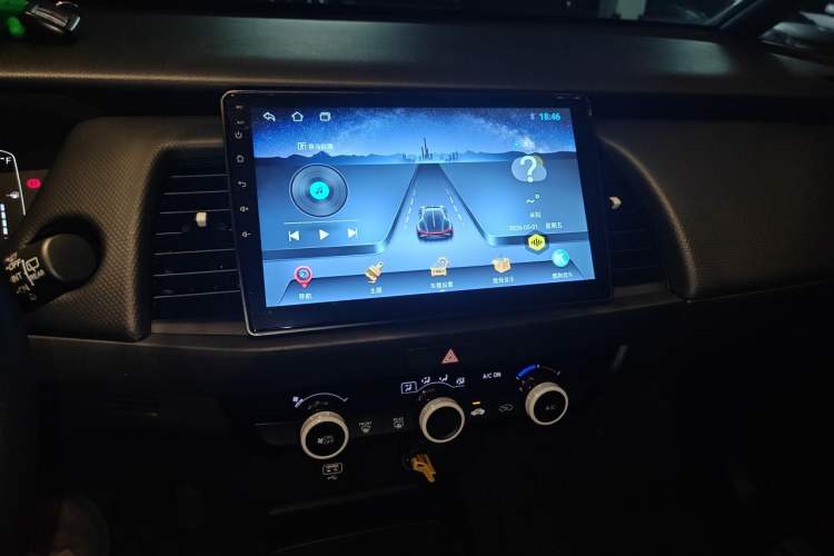 Used Honda Fit 2021 1.5L CVT Trend Edition Audio And AC Panel