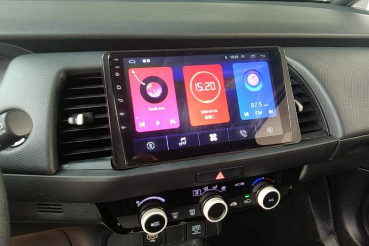 Used Honda Fit 2021 1.5L CVT Trend Edition Audio And AC Panel