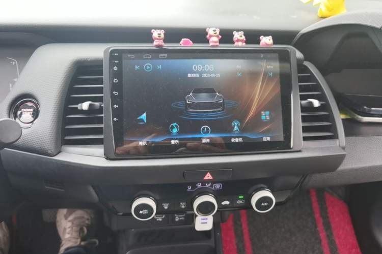 Used Honda Fit 2021 1.5L CVT Trendy Edition Audio And AC Panel