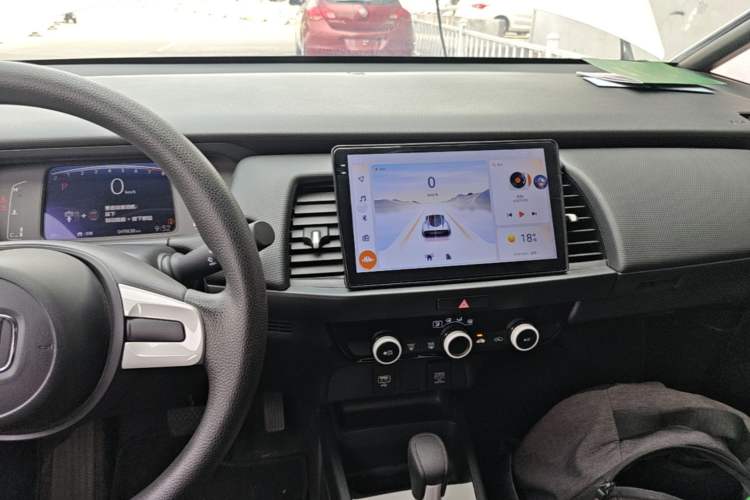 Used Honda Fit 2021 1.5L CVT Trend Edition Audio And AC Panel