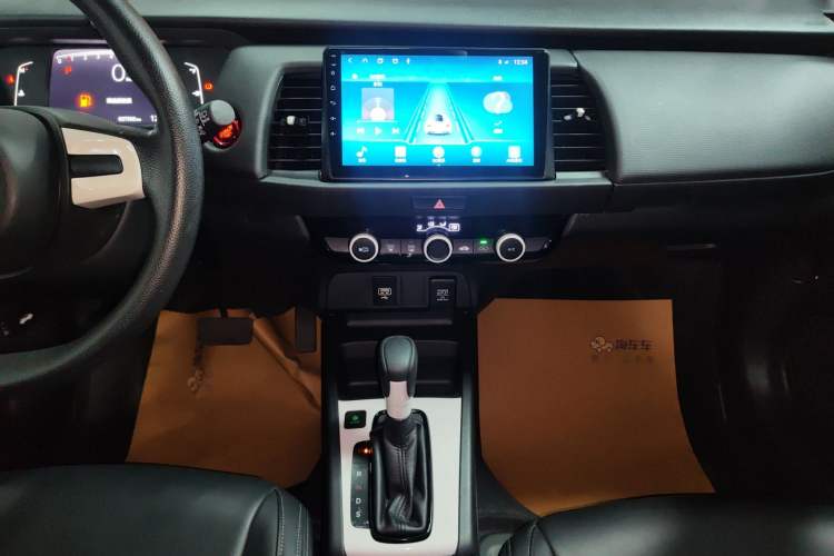 Used Honda Fit 2021 1.5L CVT Trend Edition Audio And AC Panel