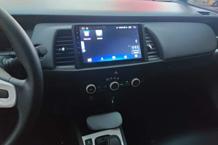 Used Honda Fit 2021 1.5L CVT Trendy Sports Edition Audio And AC Panel