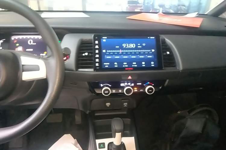 Used Honda Fit 2021 1.5L CVT Trend Edition Audio And AC Panel