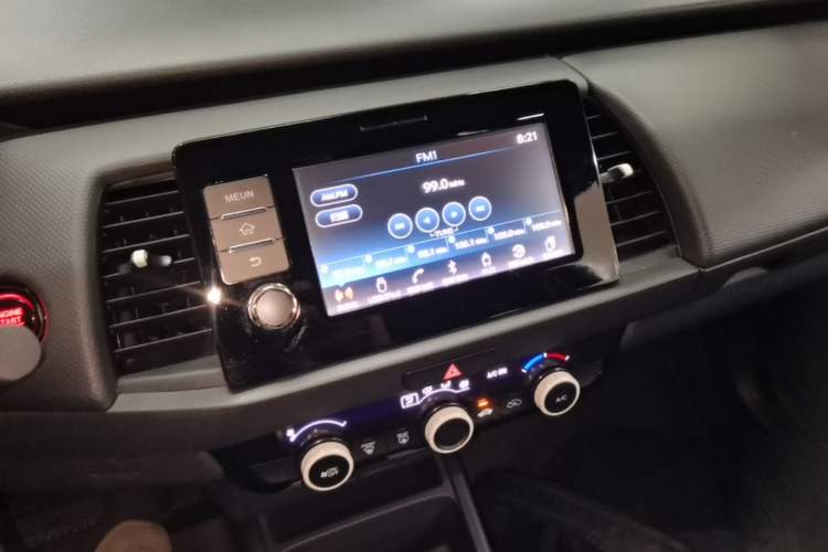 Used Honda Fit 2021 1.5L CVT Trend Edition Audio And AC Panel