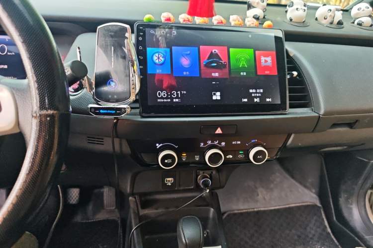 Used Honda Fit 2021 1.5L CVT Trend Edition Audio And AC Panel