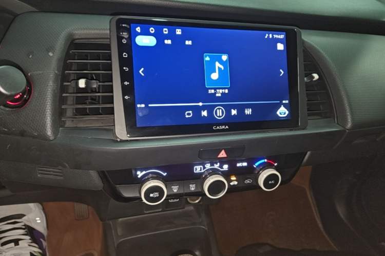 Used Honda Fit 2021 1.5L CVT Trendy Edition Audio And AC Panel