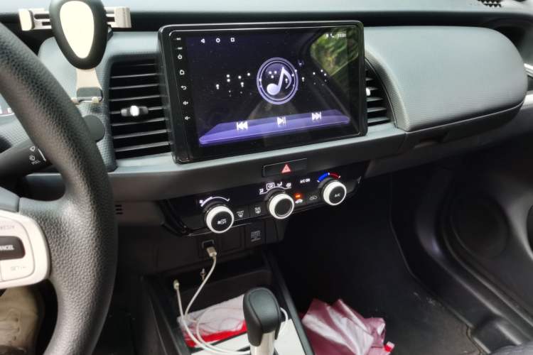 Used Honda Fit 2021 1.5L CVT Trend Edition Audio And AC Panel