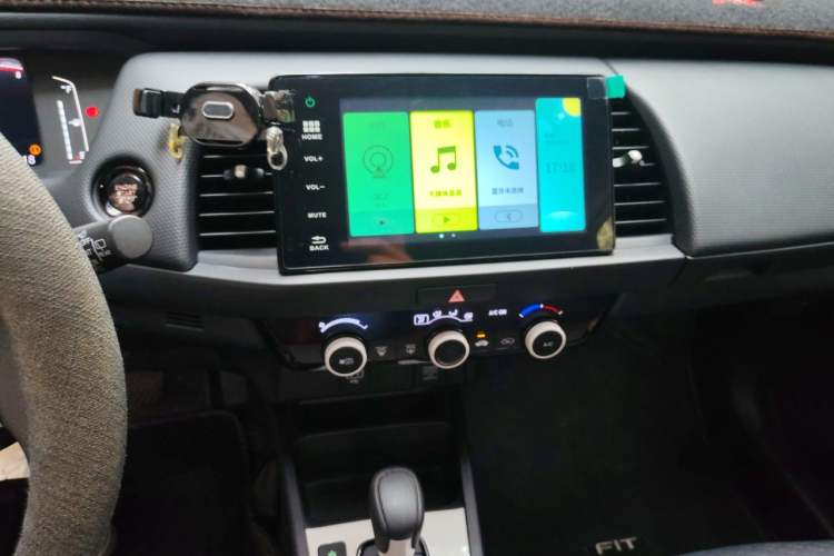Used Honda Fit 2021 1.5L CVT Trend Edition Audio And AC Panel