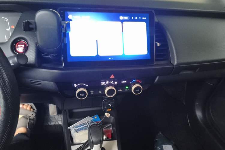 Used Honda Fit 2021 1.5L CVT Trendy Edition Audio And AC Panel