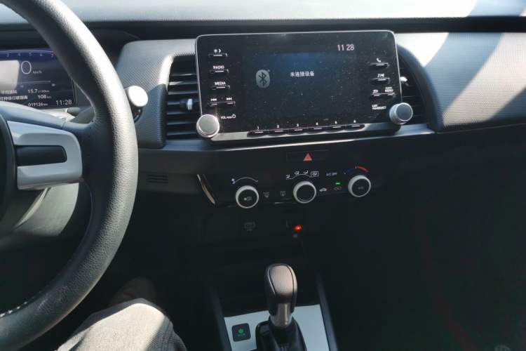 Used Honda Fit 2021 1.5L CVT Trend Edition Audio And AC Panel