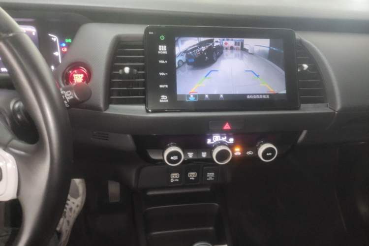 Used Honda Fit 2021 1.5L CVT Chao Yue Max Edition Audio And AC Panel