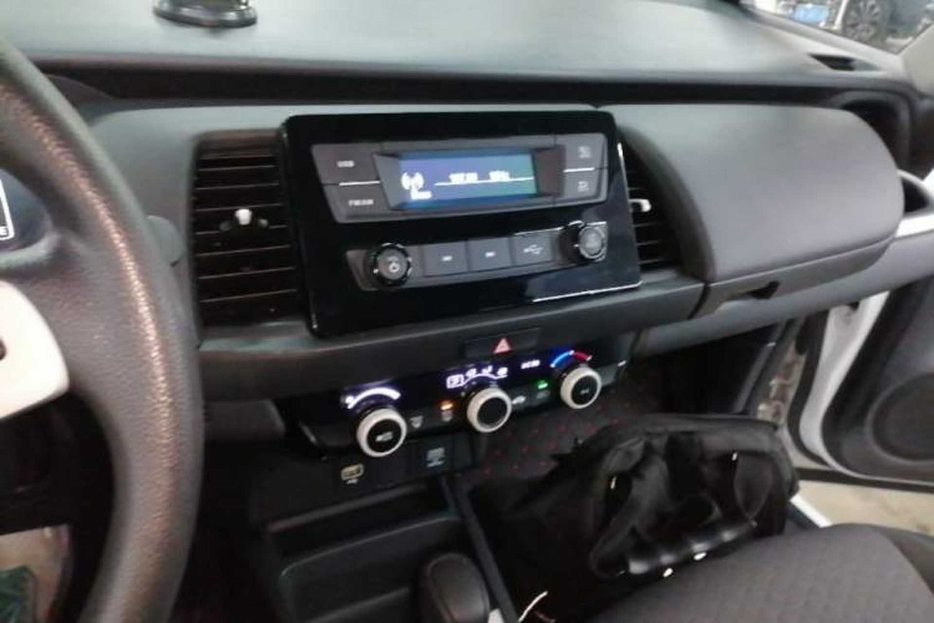 Used Honda Fit 2021 1.5L CVT Trend Edition Audio And AC Panel