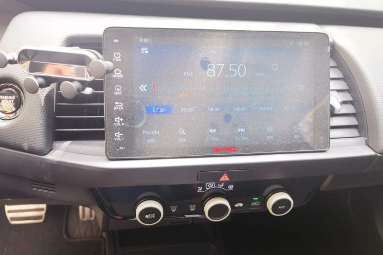 Used Honda Fit 2021 1.5L CVT Trendy Sports Edition Audio And AC Panel