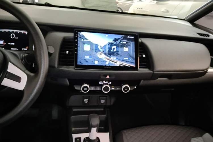Used Honda Fit 2021 1.5L CVT Trend Edition Audio And AC Panel