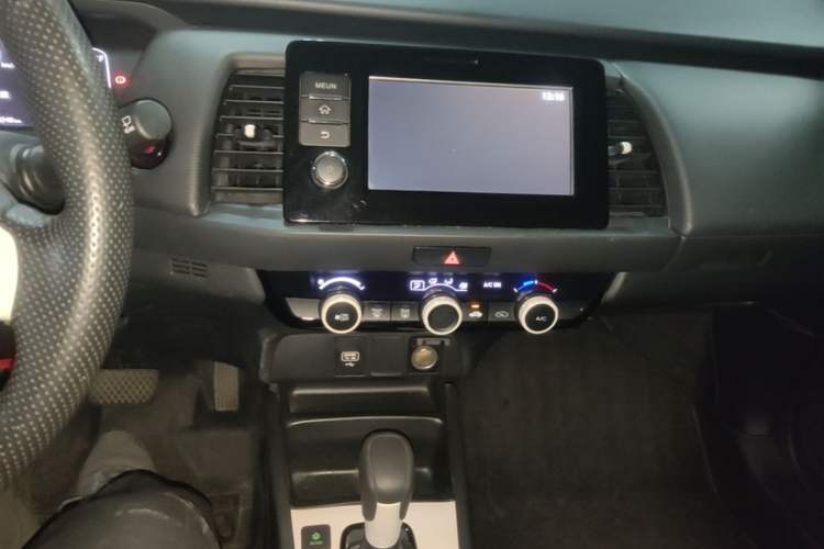 Used Honda Fit 2021 1.5L CVT Trendy Sports Edition Audio And AC Panel