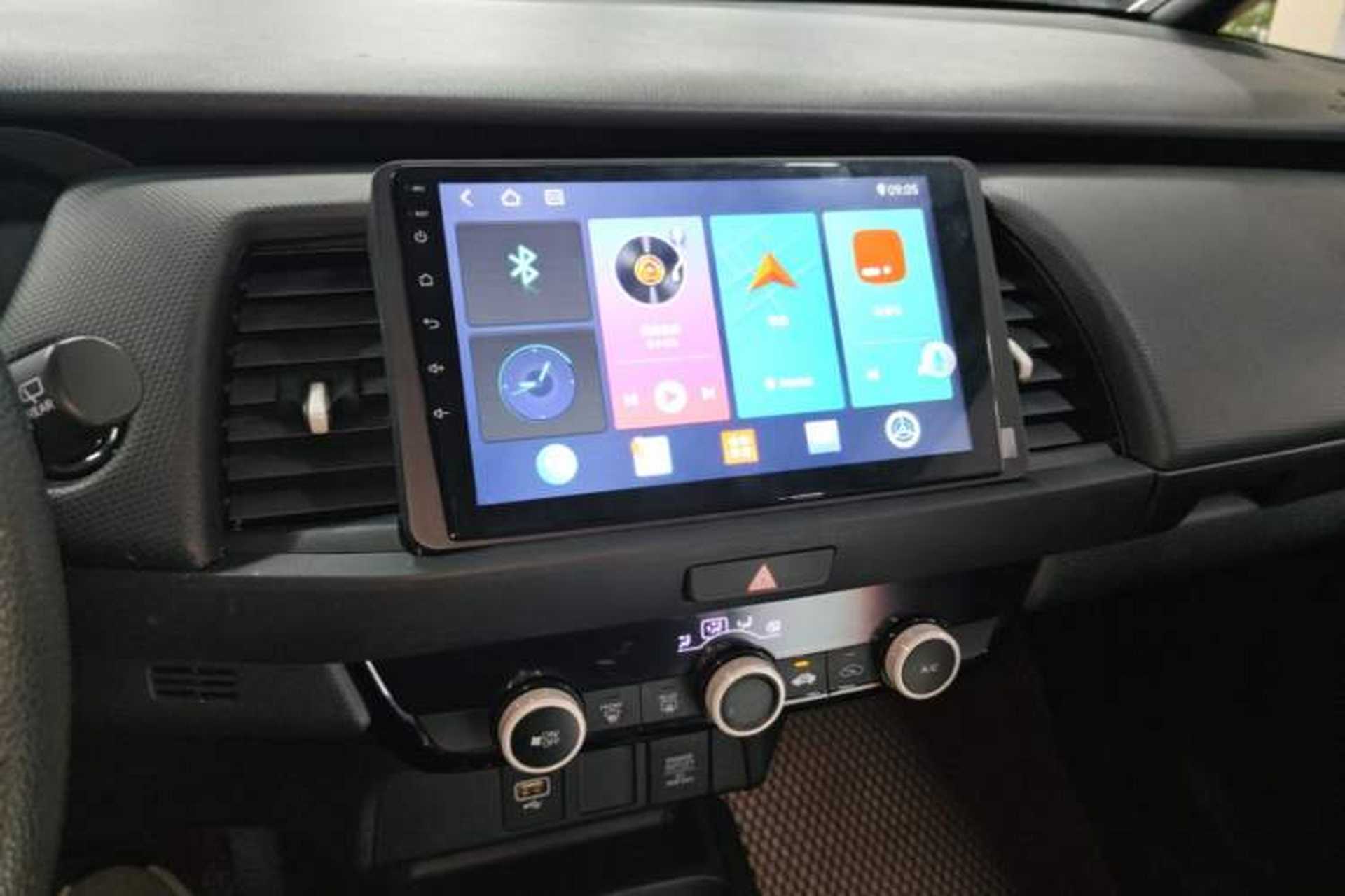 Used Honda Fit 2021 1.5L CVT Trend Edition Audio And AC Panel