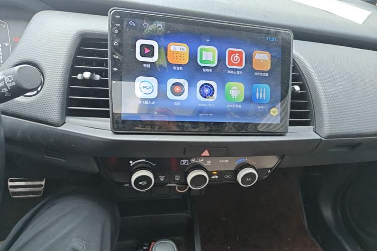 Used Honda Fit 2021 1.5L CVT Trendy Edition Audio And AC Panel