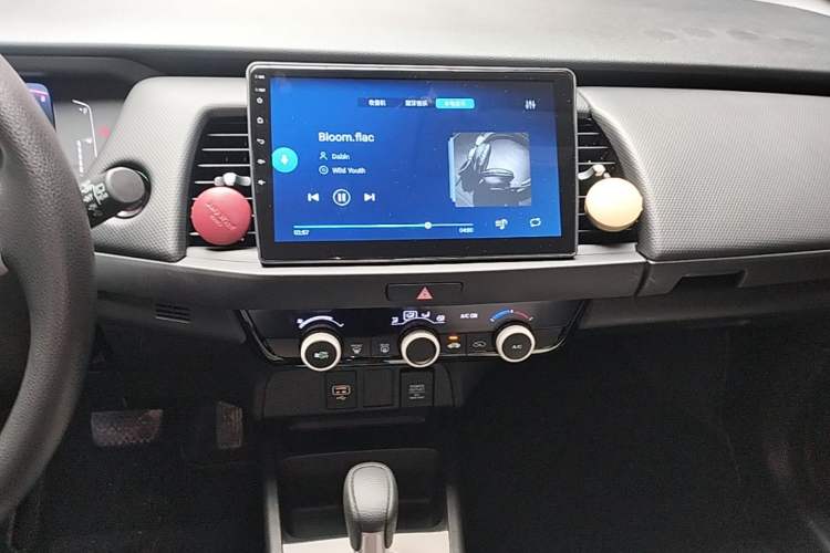 Used Honda Fit 2021 1.5L CVT Trend Edition Audio And AC Panel