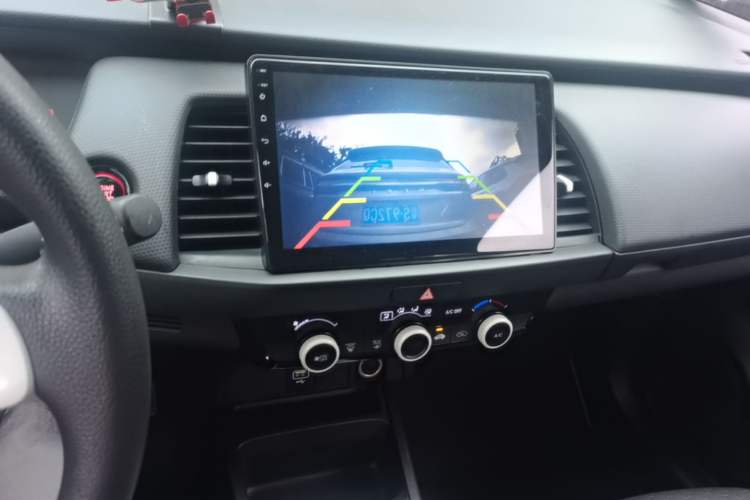 Used Honda Fit 2021 1.5L CVT Trend Edition Audio And AC Panel