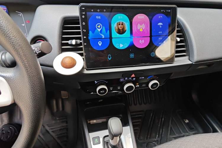 Used Honda Fit 2021 1.5L CVT Trend Edition Audio And AC Panel