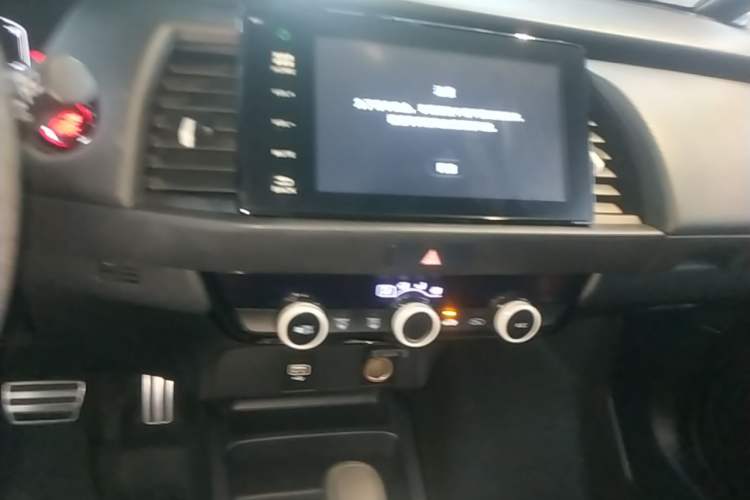 Used Honda Fit 2021 1.5L CVT Trendy Sports Edition Audio And AC Panel