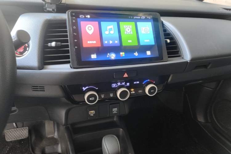 Used Honda Fit 2021 1.5L CVT Trend Edition Audio And AC Panel