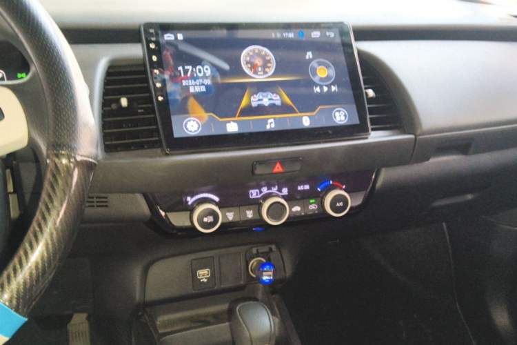 Used Honda Fit 2021 1.5L CVT Trend Edition Audio And AC Panel